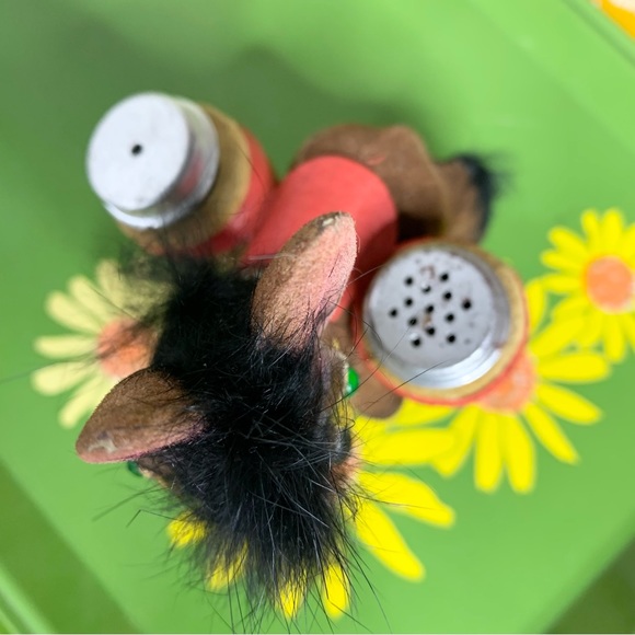 MCM Enesco Flocked Donkey S&P - Picture 7 of 10